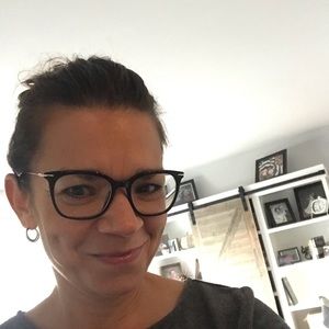 Meet your Posher, Pam